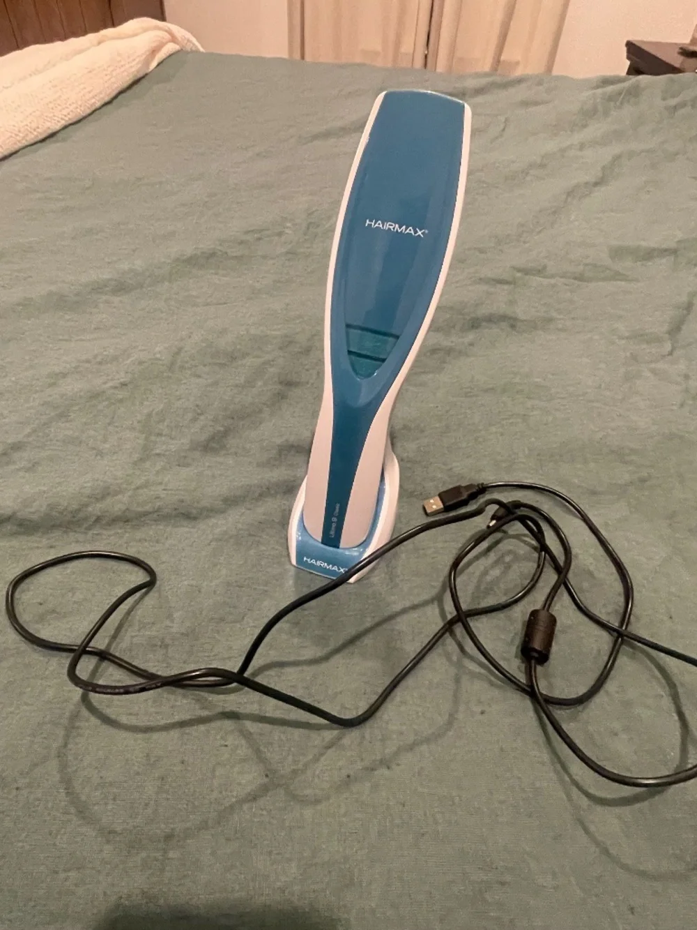 HairMax Ultima 9 Classic LaserComb Hair Growth Device